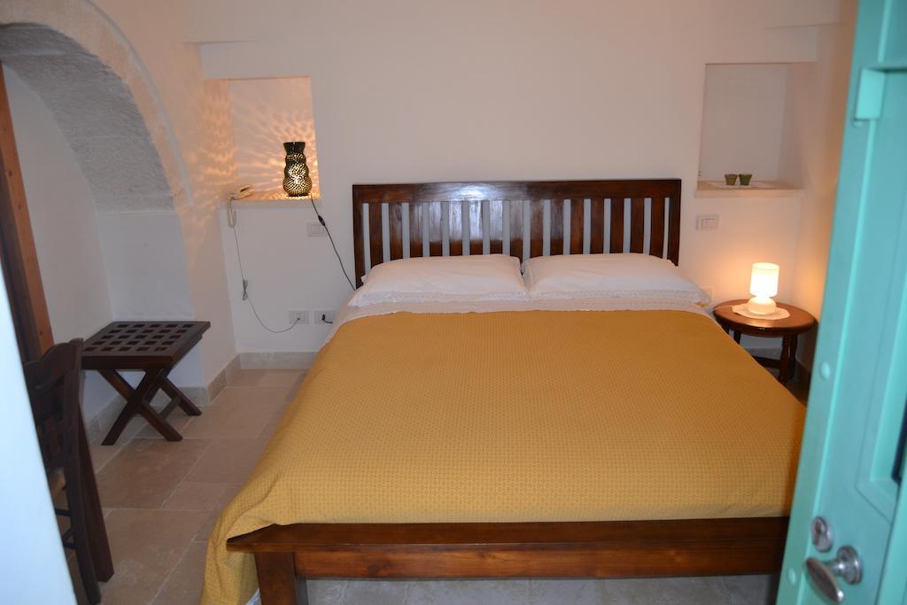 B&B Corte Del Camedrio ชิสแตร์นีโน ห้อง รูปภาพ