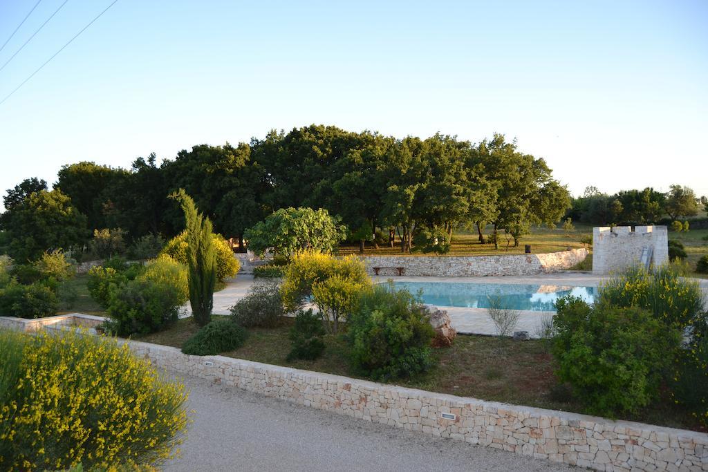 B&B Corte Del Camedrio ชิสแตร์นีโน ภายนอก รูปภาพ